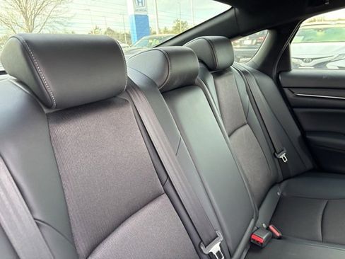 Used 2022 Honda Accord Sport image 29