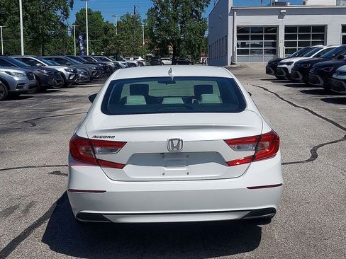 Used 2018 Honda Accord LX image 6