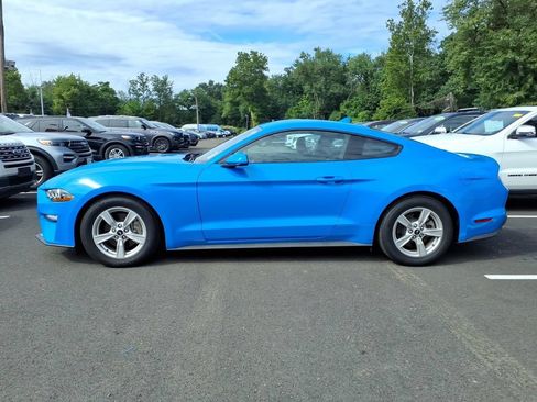 Used 2022 Ford Mustang Coupe RWD image 15