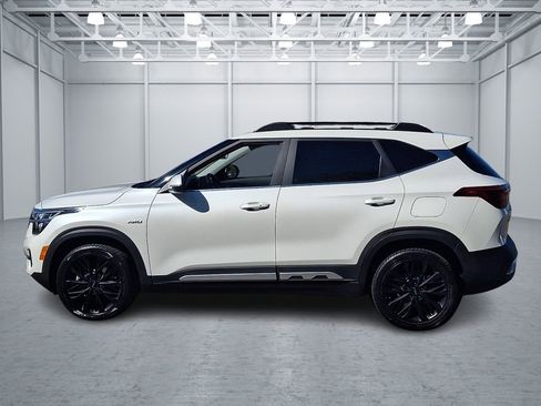 Used 2023 Kia Seltos Nightfall Edition AWD/4WD image 2