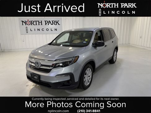 Used 2020 Honda Pilot LX image 1