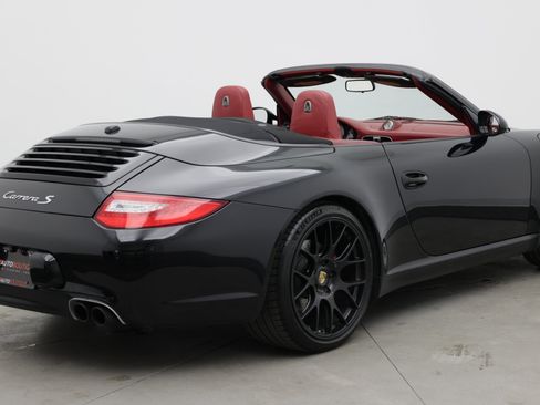 Used 2009 Porsche 911 Cabriolet image 6