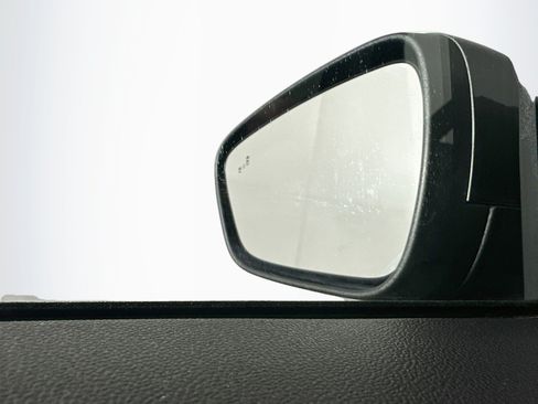 Used 2025 Ford Escape ST-Line Select AWD/4WD image 16