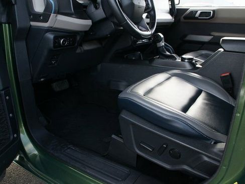 Used 2023 Ford Bronco Wildtrak image 15