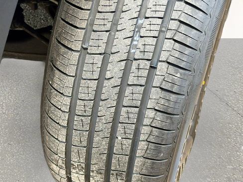 Used 2024 Jeep Grand Cherokee Altitude AWD/4WD image 42