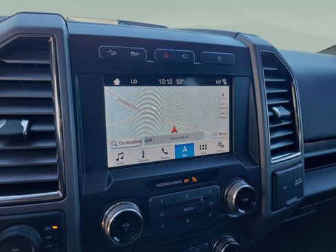 Used 2018 Ford F150 Raptor w/ Equipment Group 802A Luxury image 19