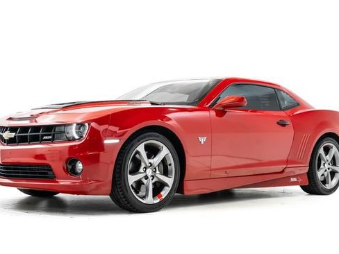 Used 2012 Chevrolet Camaro SS w/ RS Package RWD image 7