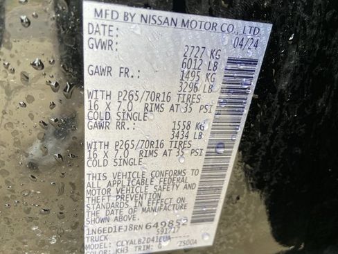 Used 2024 Nissan Frontier SV image 32