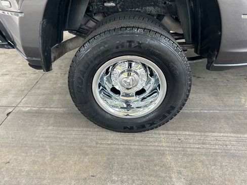 Used 2023 RAM 3500 Big Horn AWD/4WD image 23