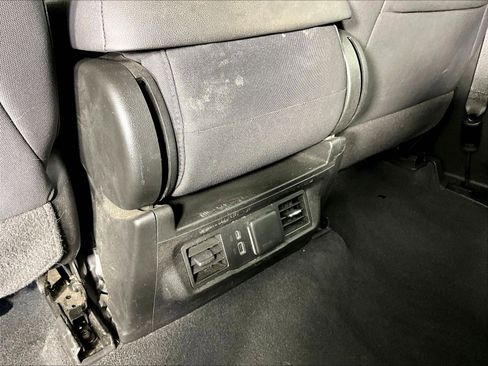 Used 2022 GMC Sierra 1500 Elevation AWD/4WD image 11