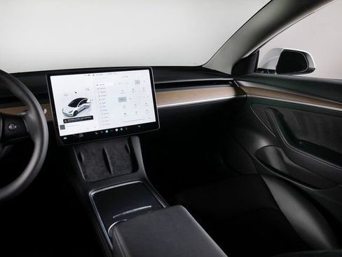 Used 2023 Tesla Model 3 Standard Range RWD image 15