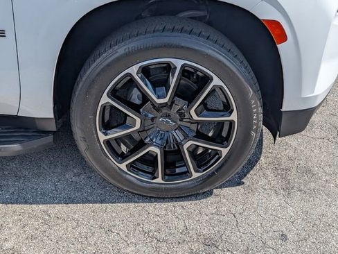 Used 2021 Chevrolet Tahoe RST image 18