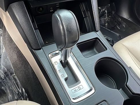 Used 2015 Subaru Outback 3.6R Limited image 27