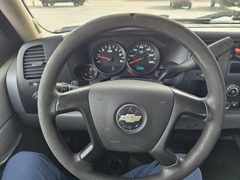 Used 2010 Chevrolet Silverado 1500 W/T w/ Skid Plate Package image 11