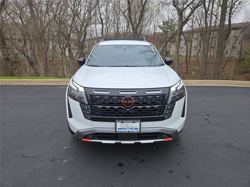 New 2026 Nissan Pathfinder Rock Creek AWD/4WD image 7
