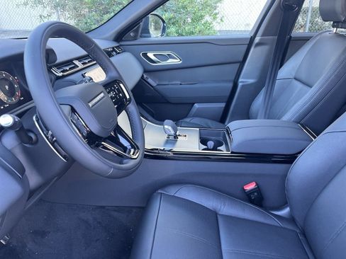 Used 2025 Land Rover Range Rover Velar Dynamic SE AWD/4WD image 4