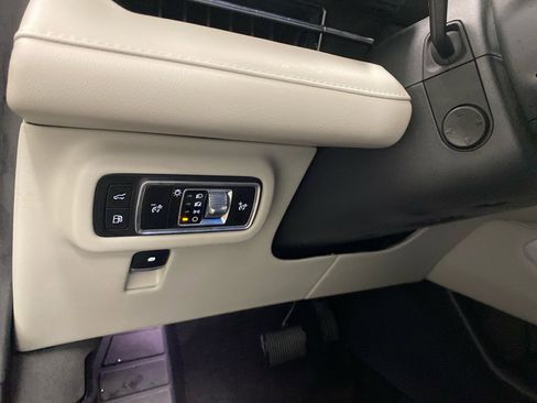 New 2026 Lincoln Nautilus Reserve image 17