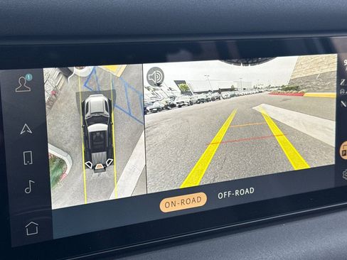 Used 2023 Land Rover Defender 110 S image 23