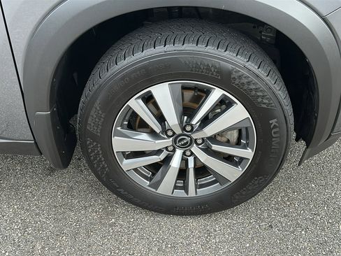 Certified 2023 Nissan Pathfinder SL image 8