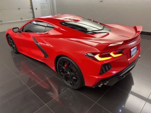 Used 2020 Chevrolet Corvette Stingray Premium Cpe w/ 3LT Preferred Equipment Group image 4