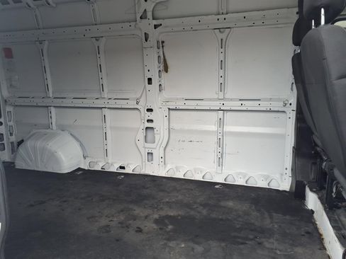 Used 2023 RAM ProMaster 2500 image 12