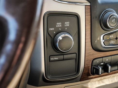 Used 2017 RAM 2500 Laramie image 30