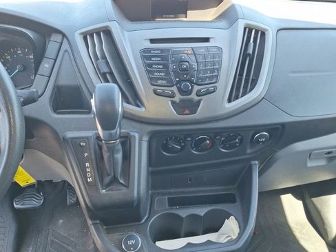 Used 2018 Ford Transit 250 130 Low Roof w/ Exterior Upgrade Package RWD image 19