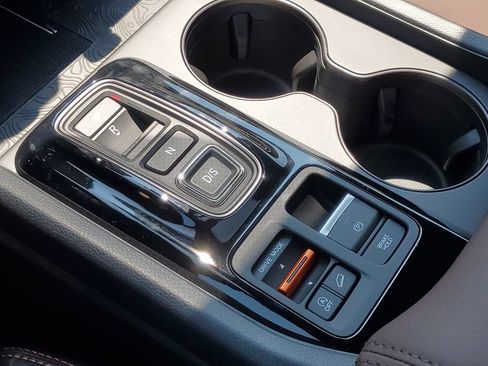 New 2026 Honda Pilot TrailSport image 28