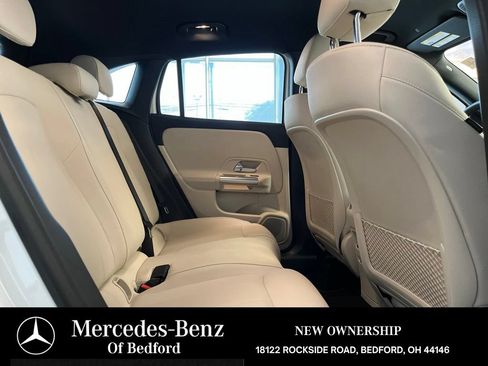 Used 2025 Mercedes-Benz GLA 250 4MATIC image 17