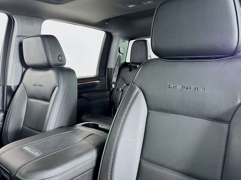 Used 2025 GMC Sierra 3500 Denali w/ Technology Package AWD/4WD image 20