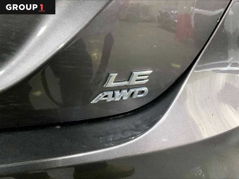 Used 2023 Toyota Camry LE image 10