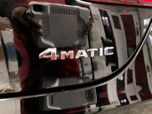 Used 2019 Mercedes-Benz GLC 300 4MATIC Coupe image 8