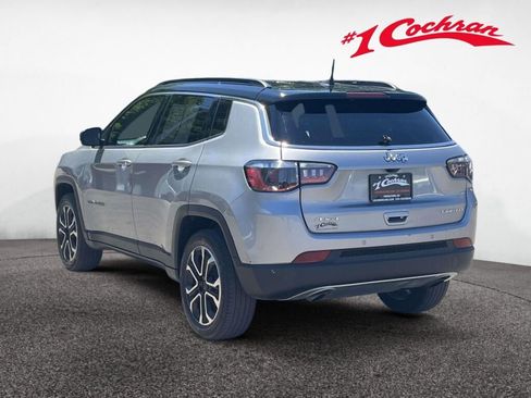Used 2023 Jeep Compass Limited AWD/4WD image 9