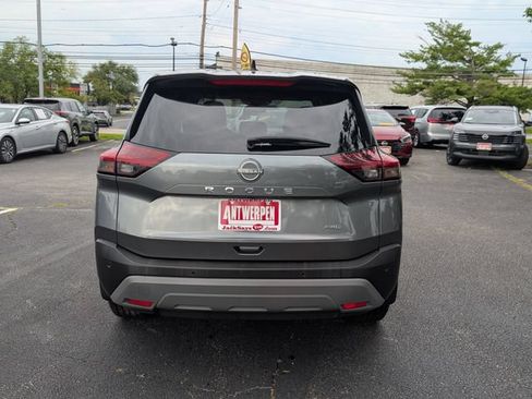 Used 2023 Nissan Rogue S AWD/4WD image 4