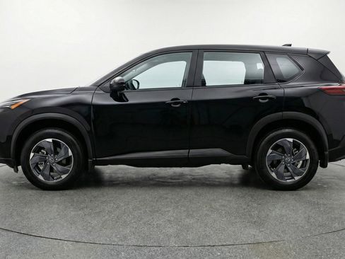 Used 2025 Nissan Rogue SV image 5