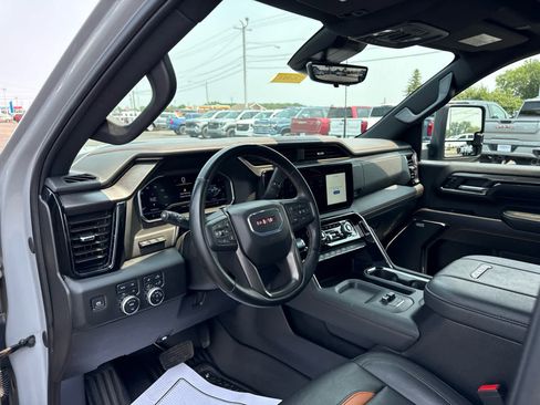 Certified 2024 GMC Sierra 2500 AT4 w/ AT4 Premium Plus Package AWD/4WD image 14
