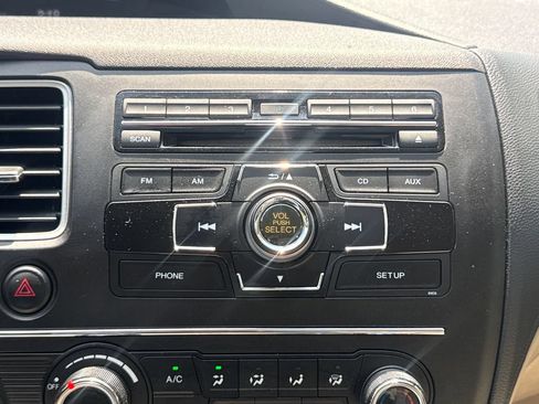 Used 2014 Honda Civic LX image 25