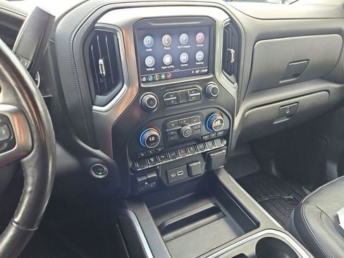 Used 2021 Chevrolet Silverado 3500 LTZ w/ LTZ Convenience Package image 19