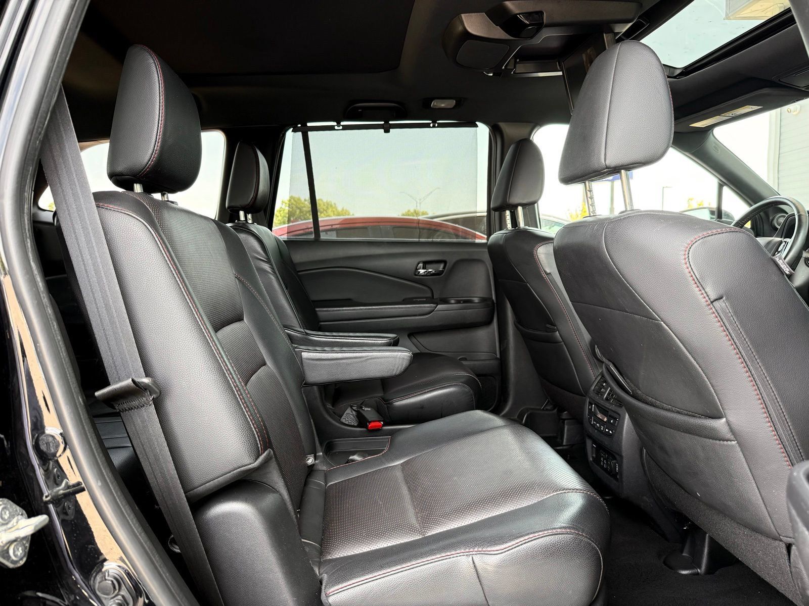 Used 2021 Honda Pilot Black Edition image 22