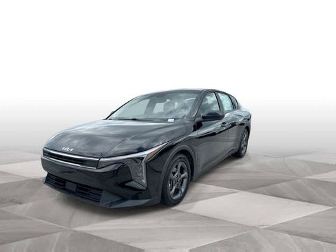 Used 2025 Kia K4 FWD image 4