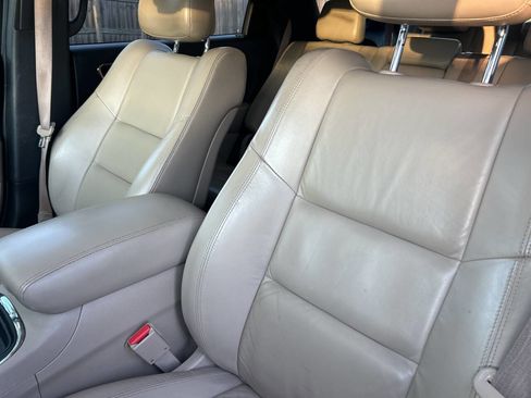 Used 2016 Dodge Durango Limited w/ Nav & Power Liftgate Group image 11