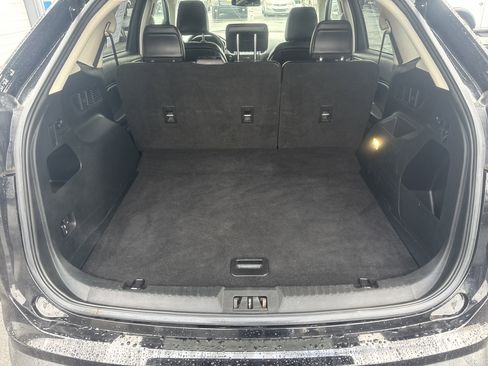 Used 2020 Ford Edge SEL image 5