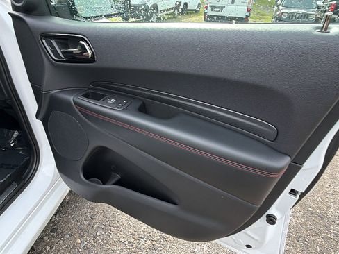 Used 2025 Dodge Durango GT AWD/4WD image 19