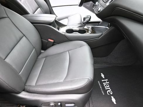 Used 2022 Chevrolet Malibu Premier FWD image 25