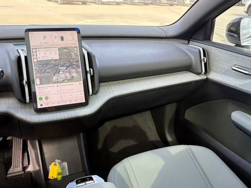 New 2026 Volvo EX30 Plus image 12