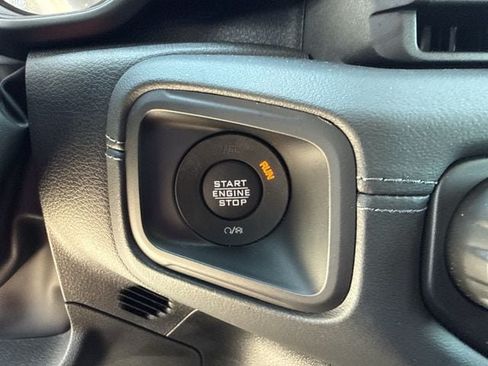 Used 2024 Jeep Wrangler Unlimited Rubicon 392 AWD/4WD image 22