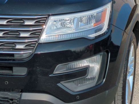 Used 2016 Ford Explorer Limited image 11