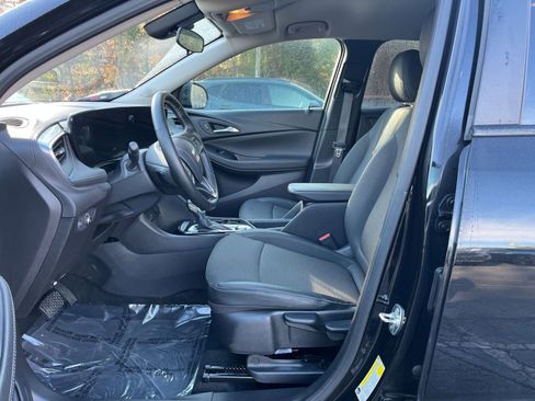 Used 2025 Buick Encore GX Preferred image 24
