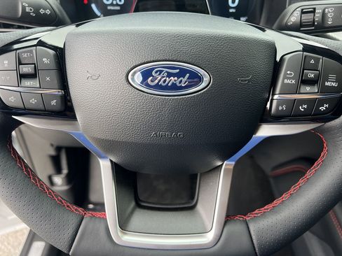 New 2026 Ford Explorer ST-Line image 9