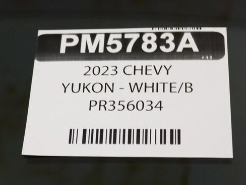 Used 2023 GMC Yukon Denali w/ Denali Reserve Package image 37